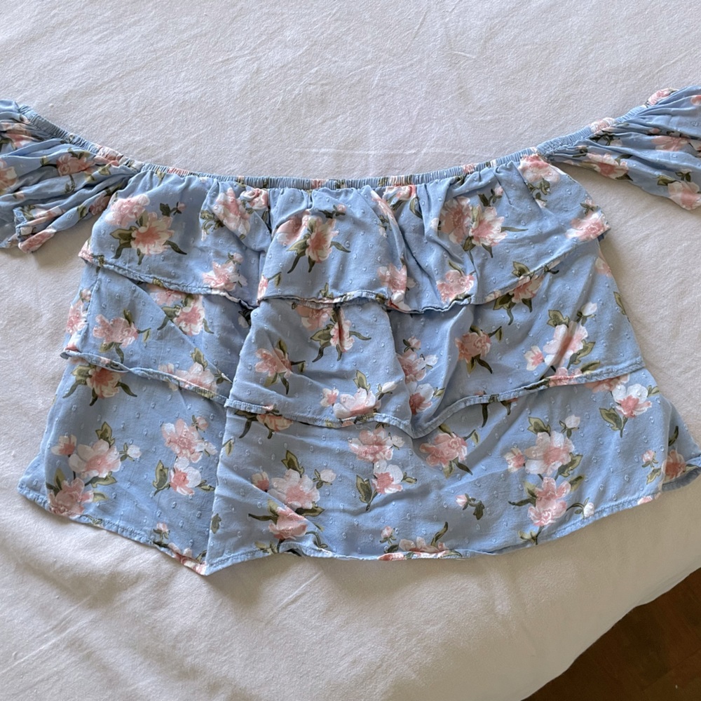 American Eagle shirt